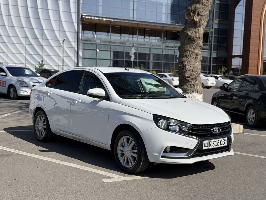 Lada Vesta luxe prestige