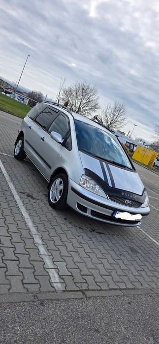 Vând Ford Galaxy 
Motor 1.9
116 CP
An 2005
Acte valabile,ofer fiscal
M