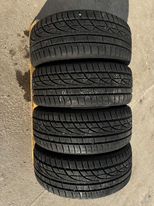 Anvelope 225/45R18 Hankook Iarna M+S