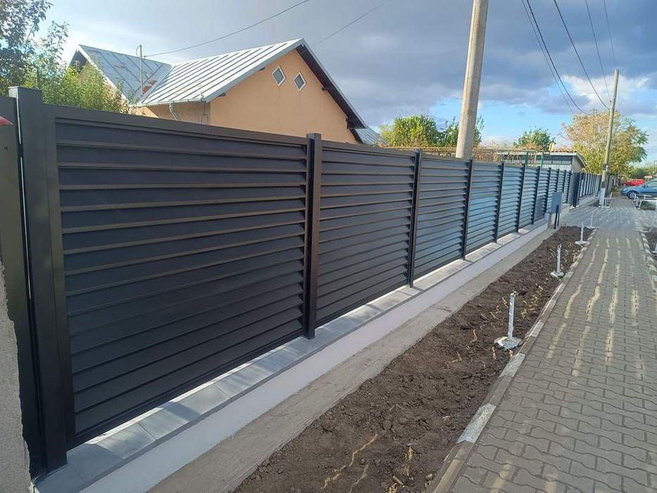 Executam garduri și porți la comanda