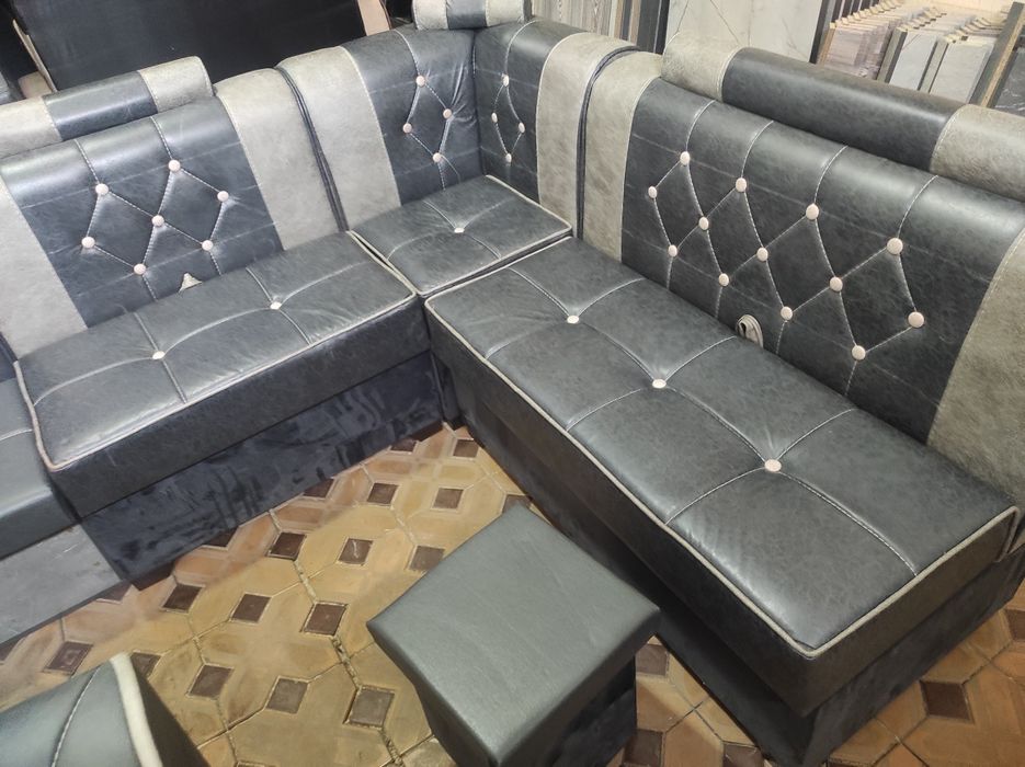 Кухонный уголок  ортопедический(пружина) 180см-150см , комплект. . Osh