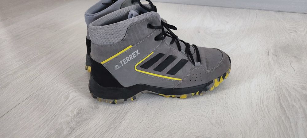 Детски боти Адидас