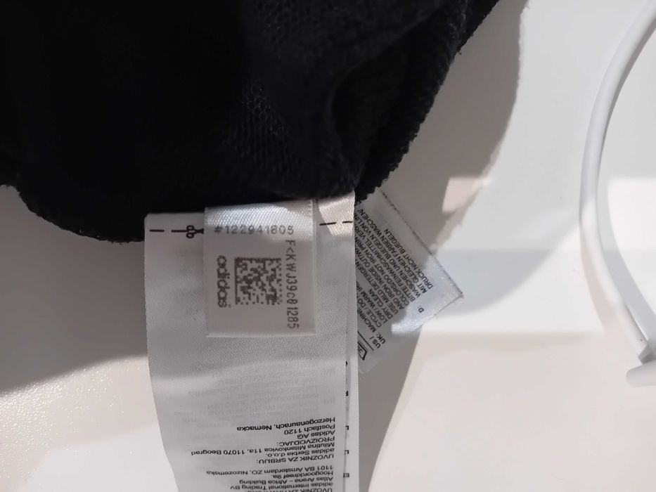 Блуза Adidas запазена