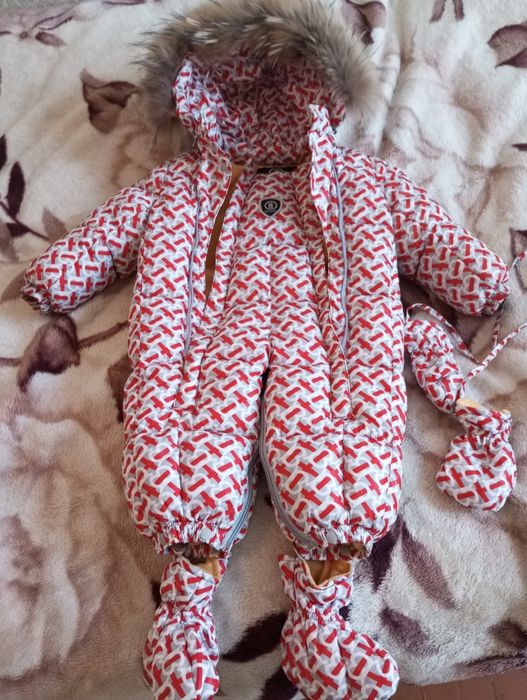 Продам детский комбинезон