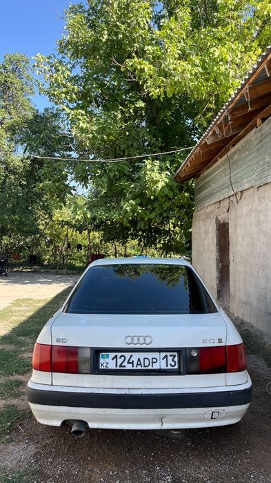 Ауди 80 Двигетил 2.0 Обиом