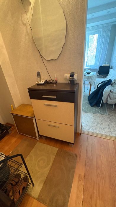 Продаю прихожую недорого