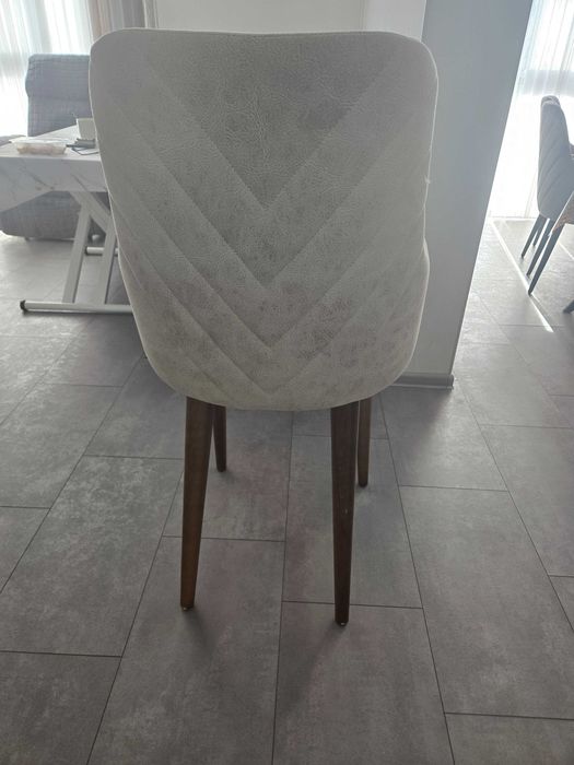 Бар стол стабилен