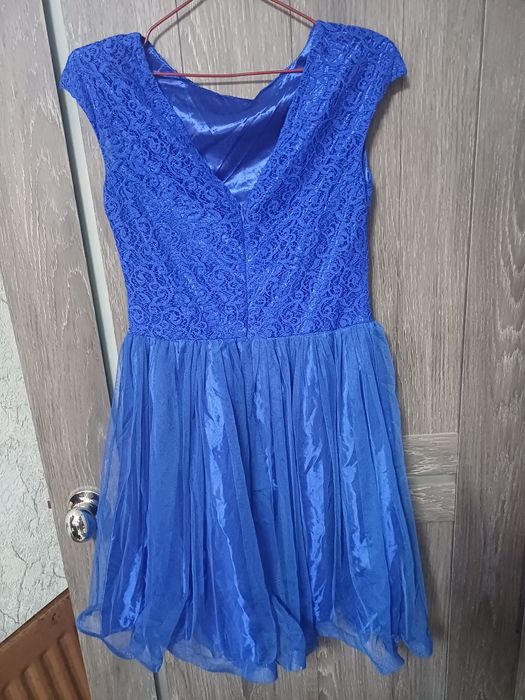 Продам платье  нарядное