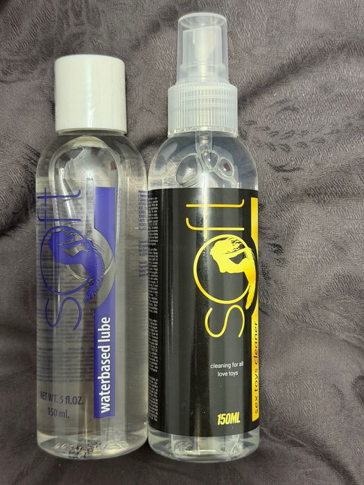 Vând Lelo vibrator cu brat clitoridian,impermeabil,mov