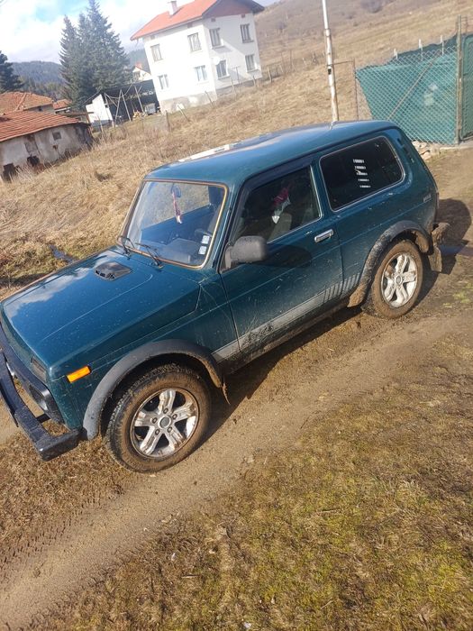 Лада Нива 1.7 ...