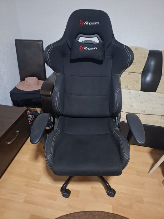 Scaun de gaming Arozzi