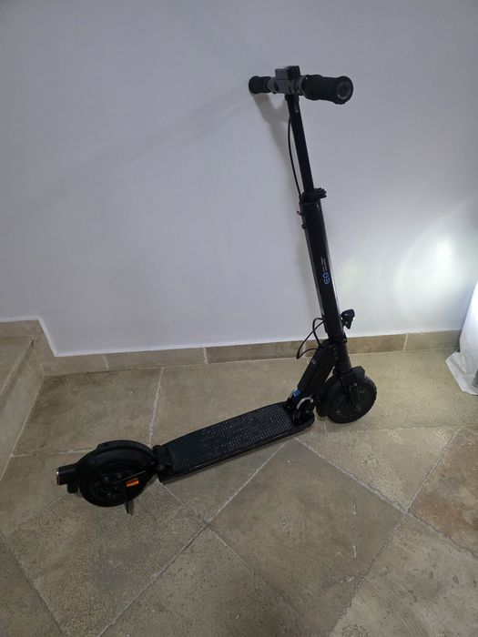 Trotinete electrice Mercedes-Benz