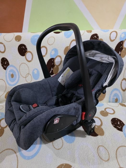 Автокресло для младенцев