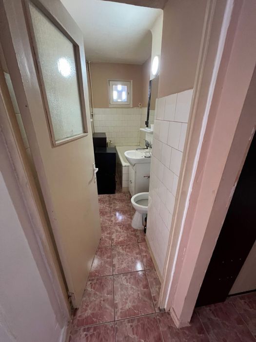 De vanzare apartament zona Mihai Bravu