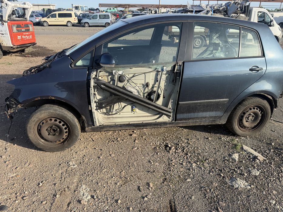 2 бр VW Golf Plus на части