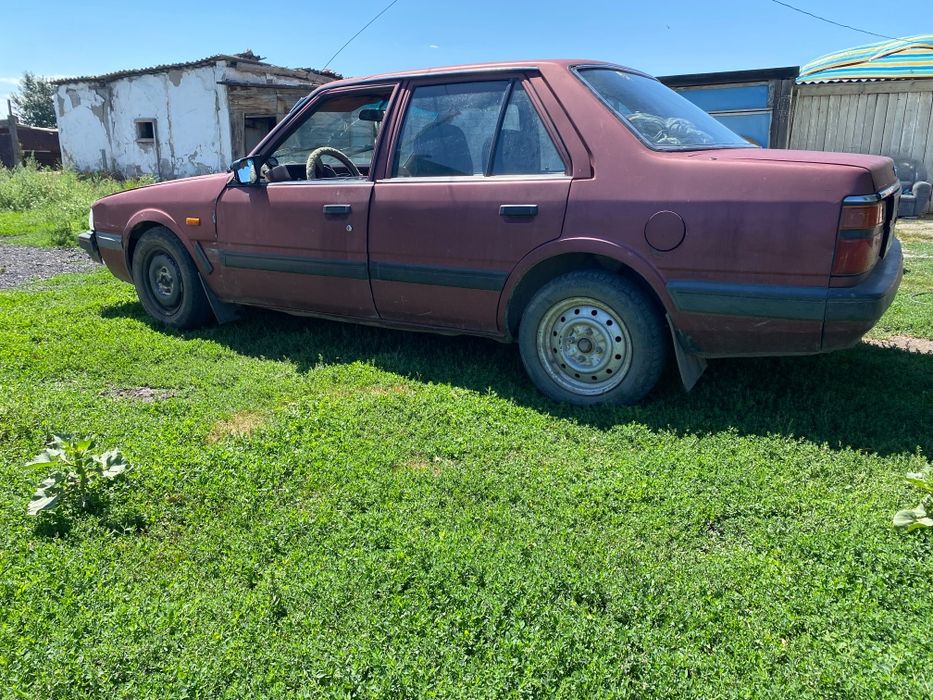 Срочно! Продам машину  Мазда 626