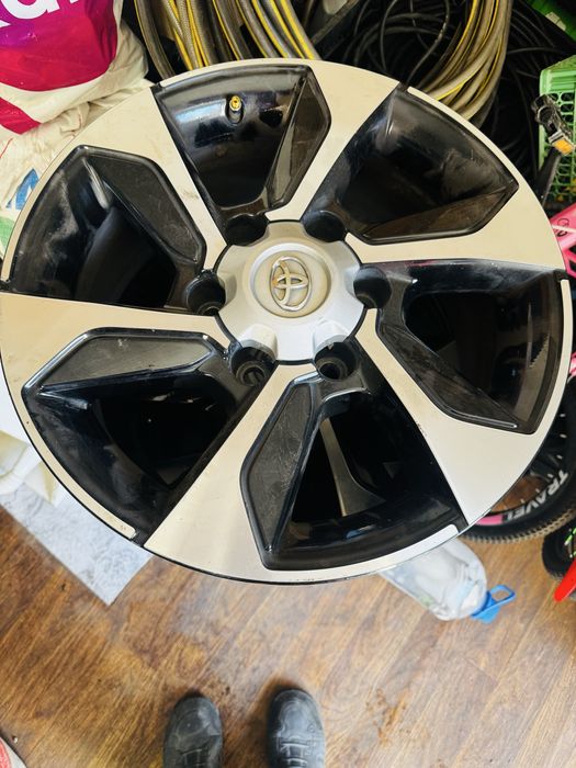 Toyota prada 150 продам диски