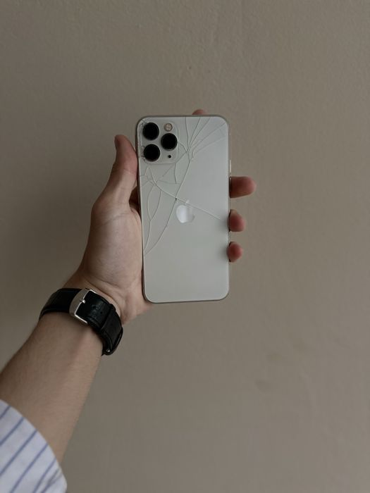 Iphone 11 pro.