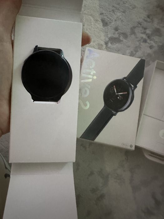 Часы самсунг срочно продам active2