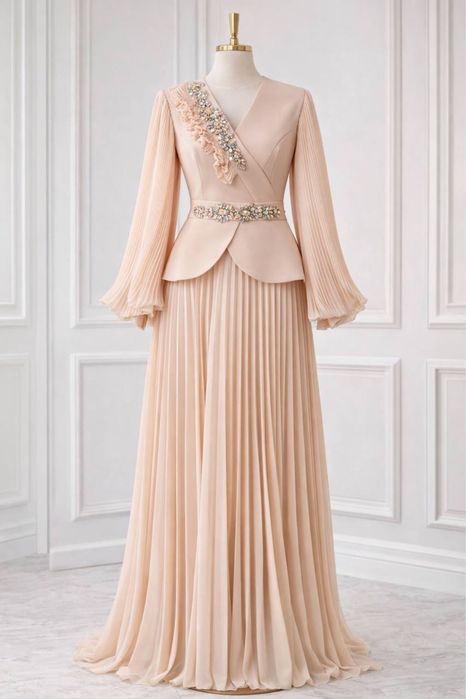 костюмчик с юбочкой. вечерний