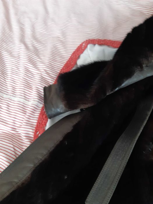 Палто от естествена кожа визон и кожа