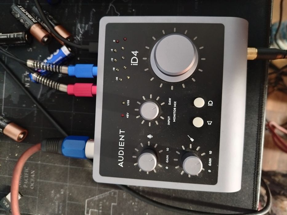 Звуковая карта Audient ID4 MKII