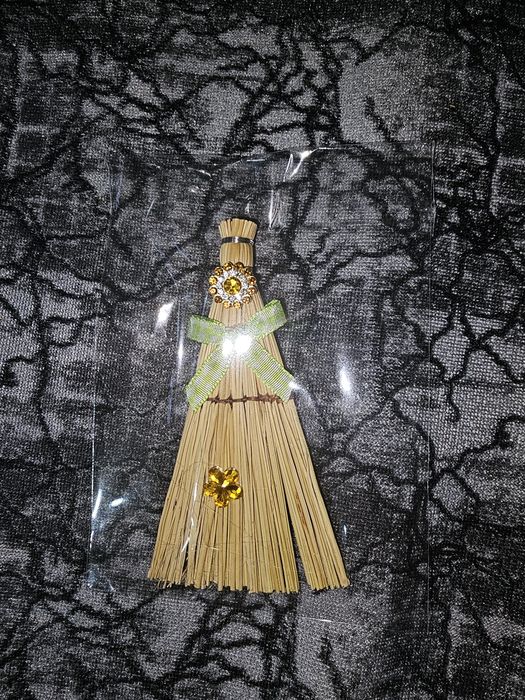 Ръчно изработени сувенири