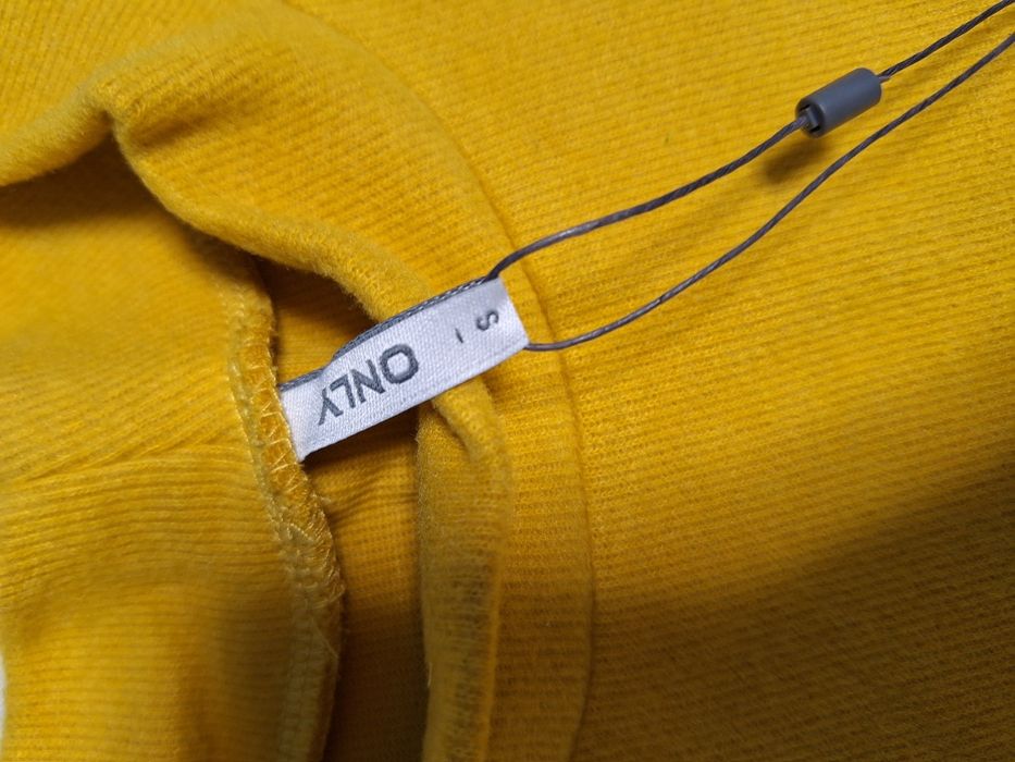 Меки дамски пуловери