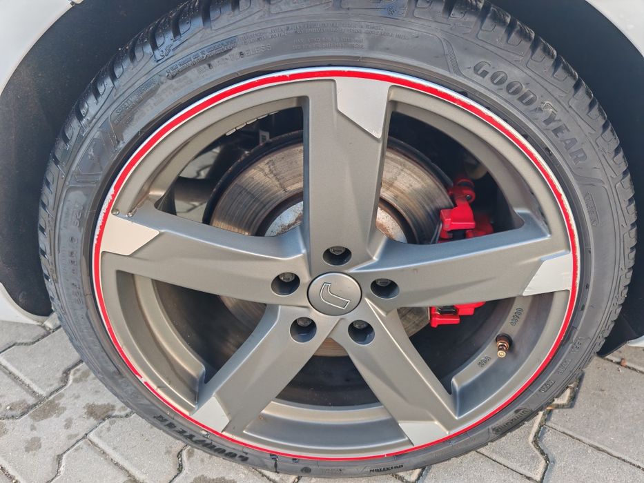 Jante 5x112 18" VW Seat Skoda Audi anvelope iarna 225 40 18 Goodyear