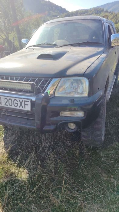 Mițubisi l200000