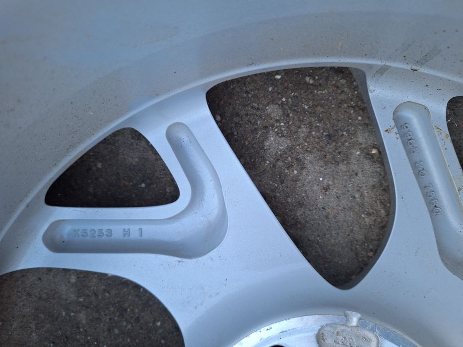 Janta aliaj Mazda 18".