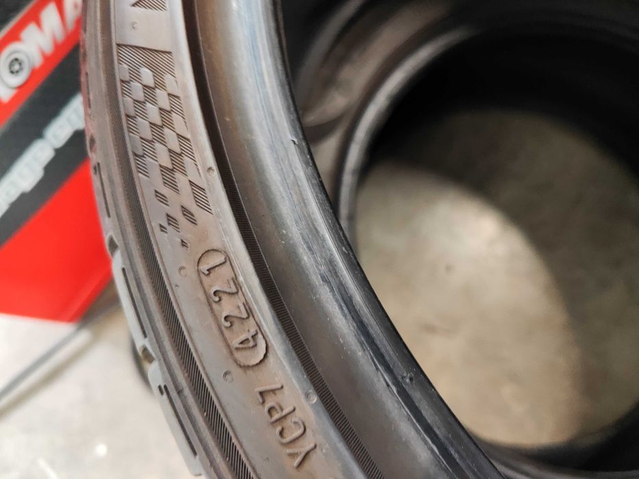 2бр.летни гуми 245/30/20 Kumho