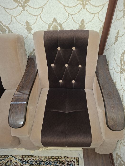 Divan kreslo toza aybi yoq