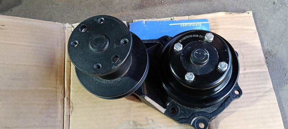 Насос водяной помпа