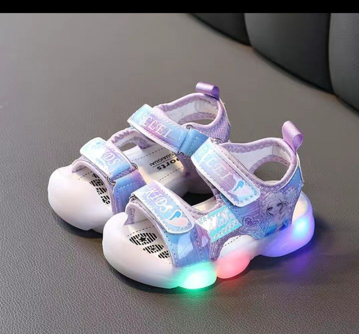 Сандалии девочка