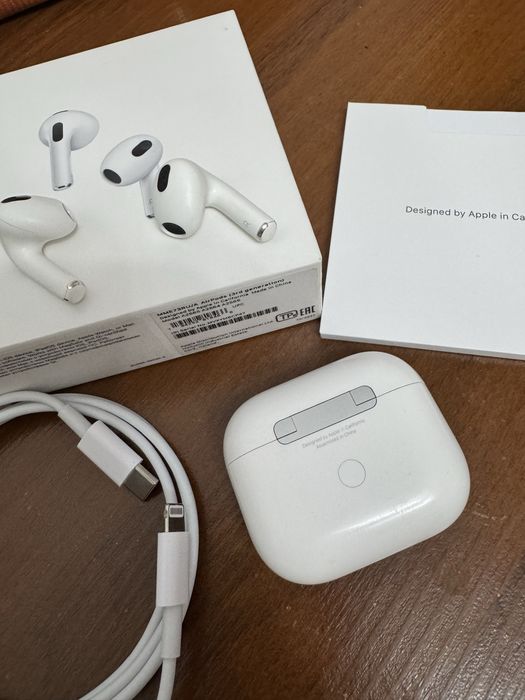 Продам AirPods 3 MagSafe