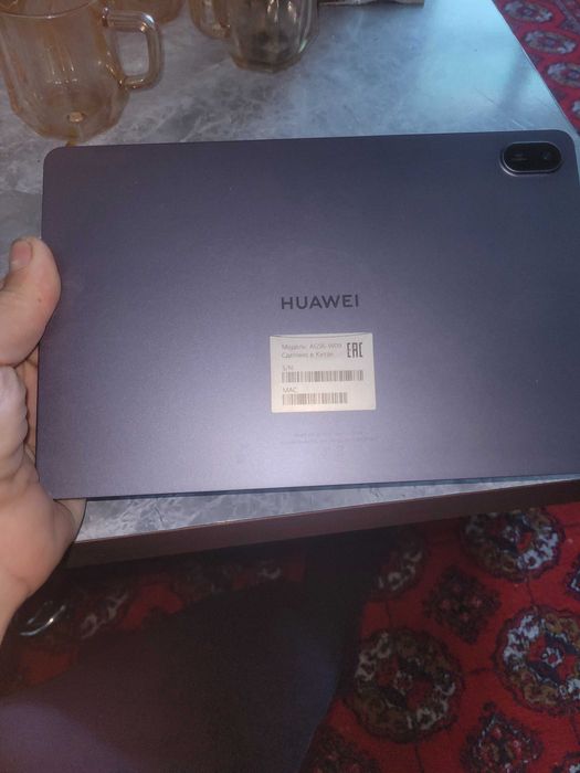 Планшет  HUAWEI  model AG56-W09