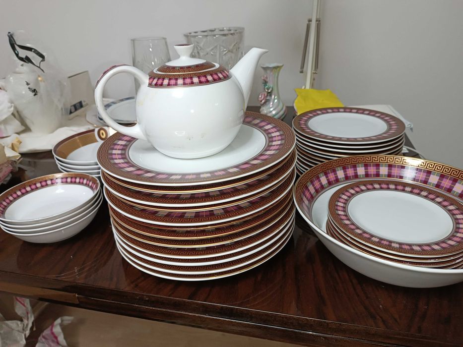 Продам набор посуды