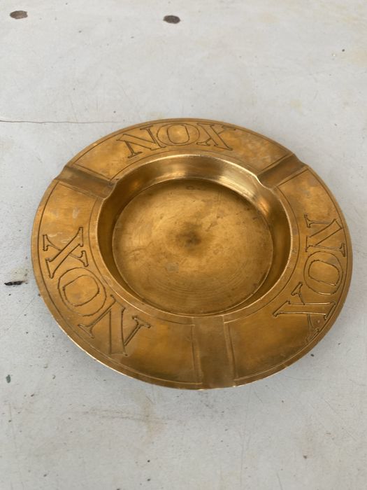 Пепельница из латуни