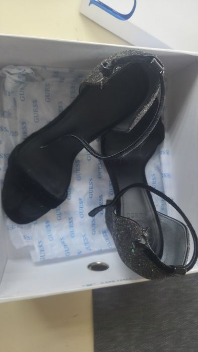 Официални обувки