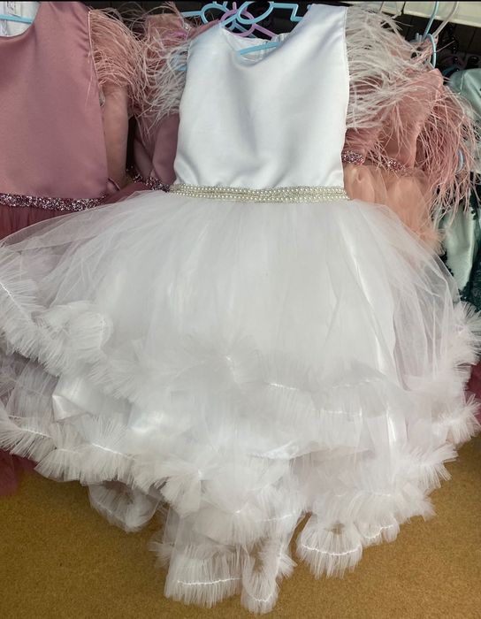 Rochițe fetițe 5 și 7 ani