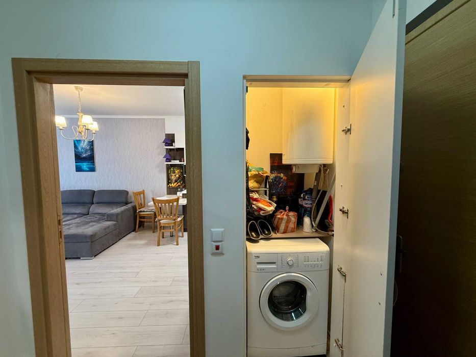 Напълно обзаведен 2стаен апартамент в квартал Бриз до Паркмарт