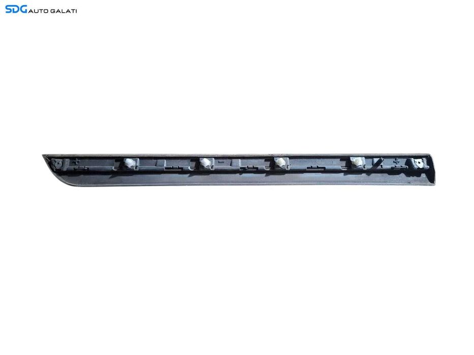 Bandou Ornament Plastic de pe Usa Portiera Stanga Fata Volkswagen Passat B6 2005 - 2010 Cod 3C0854949C [L6410]