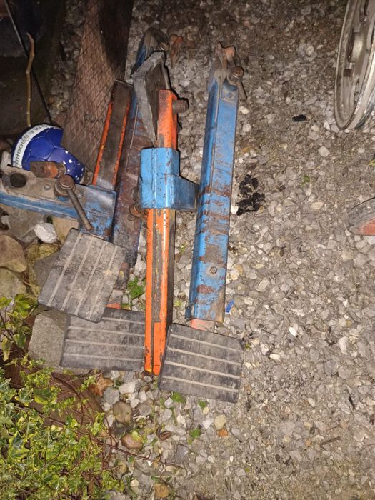 Elevator 2 coloane 220V / 380V