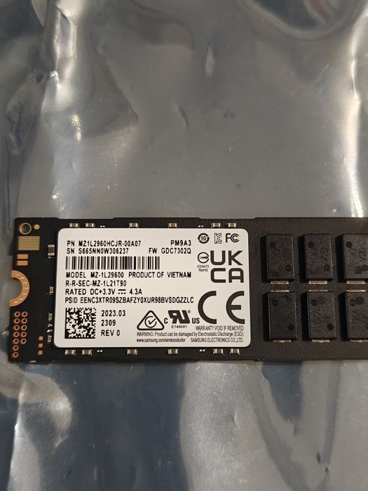 Серверный SSD Samsung MZ1L2960HCJR-00A07