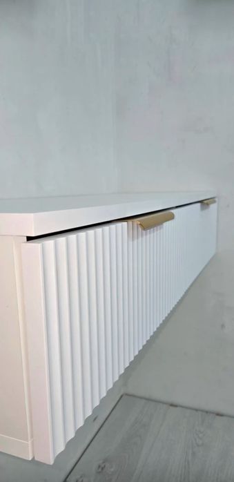 подвесная консоль