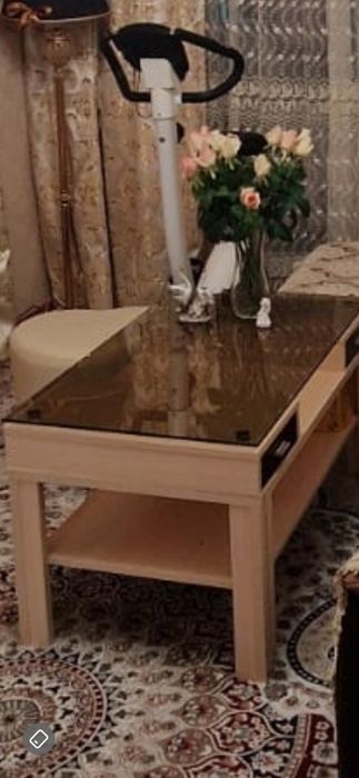 Столик журнальный