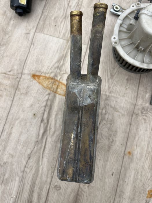 Радиятор парно Опел Фронтера