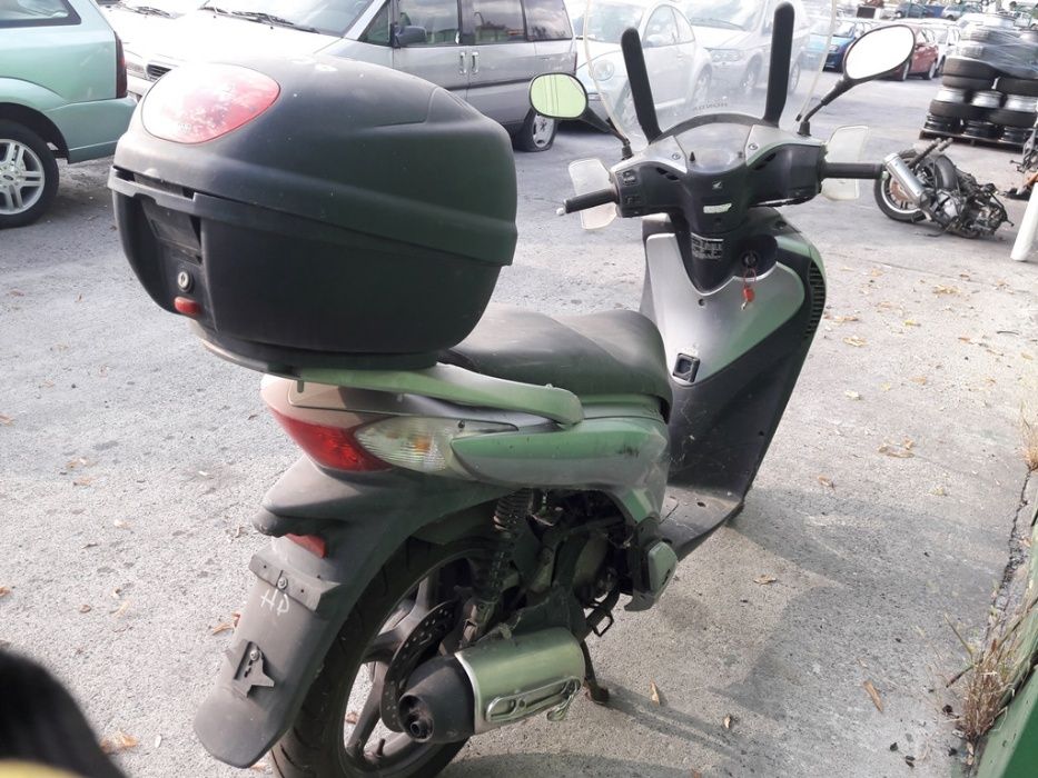 Хонда СХ (Honda SH) 50,125,150,300 на части