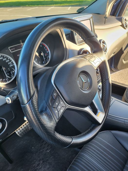 Mercedes B200, W246